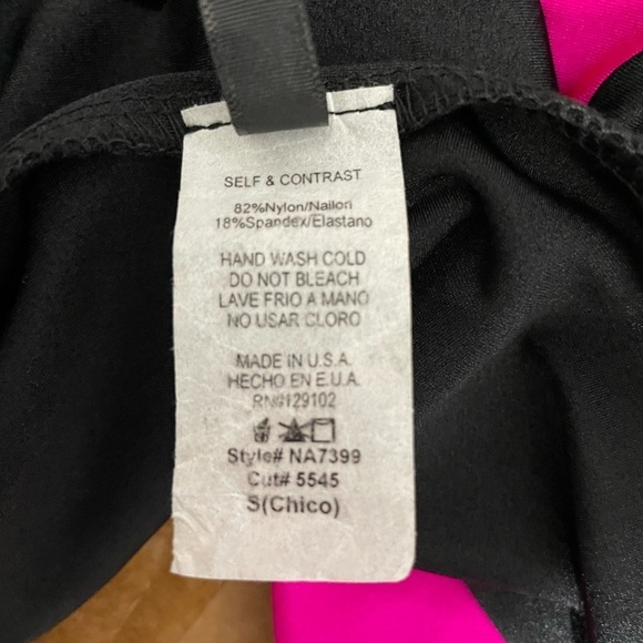 Women’s Full Zip Crop Jacket
New - Picture 7 of 7